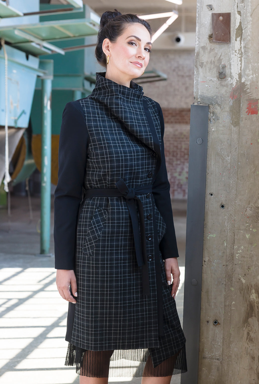 MALYN ASYMMETRICAL COAT · Japanese black & white